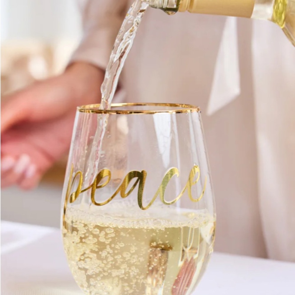Set of 4 Gold Rimmed Peace Wine Glass